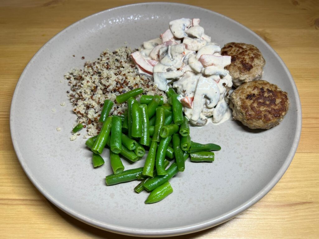 #41 Kotletid shampinjoni – paprika kastmega
