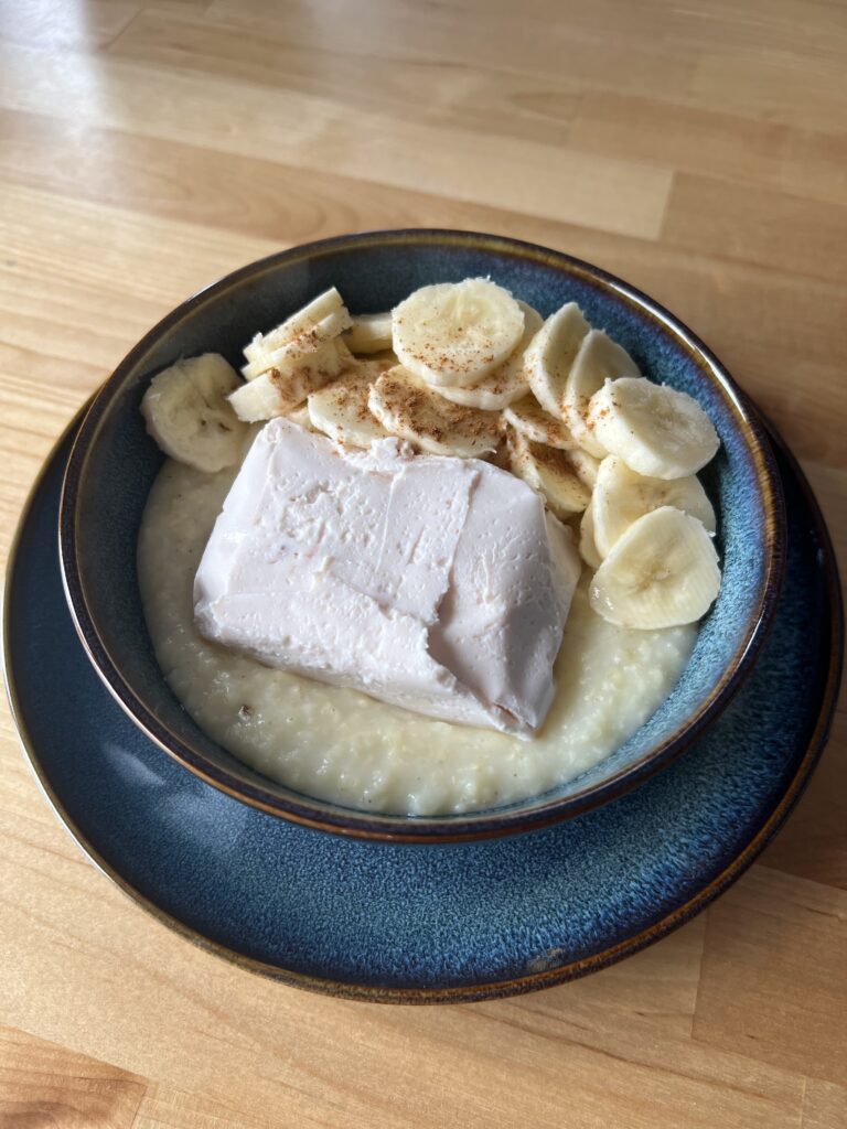 #86 – Hirsipuder kohupiima ja banaaniga